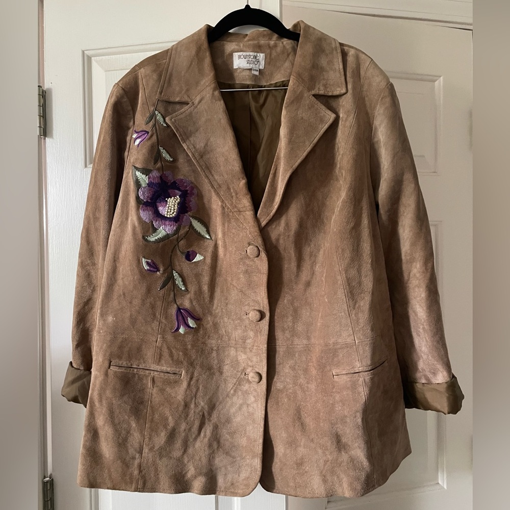 Vintage Leather Embroidered jacket plus size